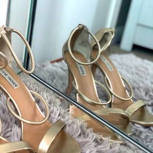 Steve Madden Gold Heels